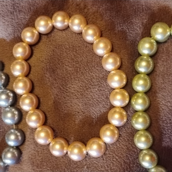 Lot Of KJL Faux Pearl Bracelet - Picture 5 of 6